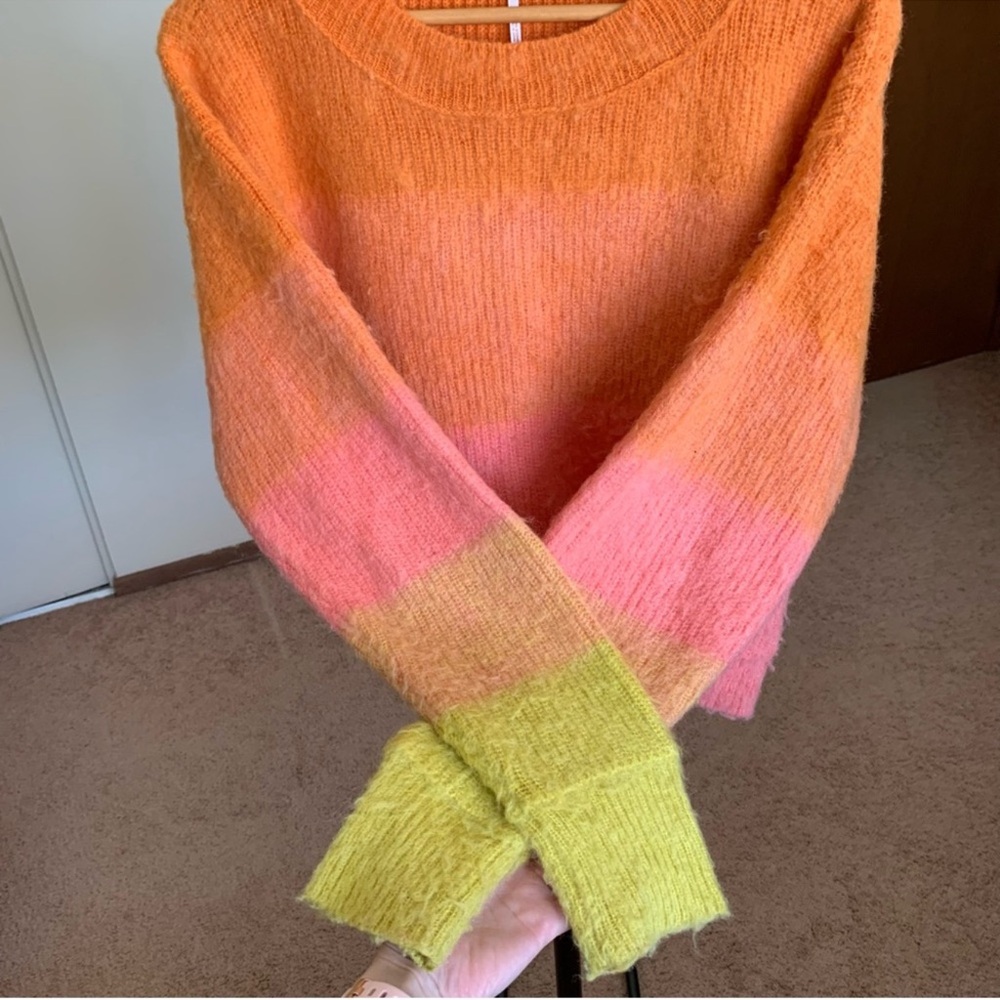 Free People Autumn Sky Ombre Sweater wool blend peach orange pink medium - Picture 12 of 12